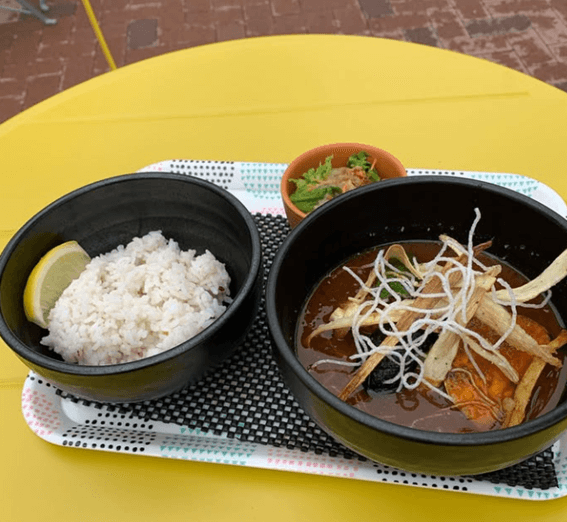 恵庭,カレー,ルーカレー,スープカレー,ネパール,インド,ランチ,ディナー,スゥリール,Sourire