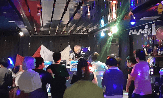 恵庭,一人飲み,ソロ飲み,BAR,スナック,評判,口コミ,アニメBAR Frontier