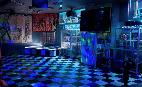 恵庭,一人飲み,ソロ飲み,BAR,スナック,評判,口コミ,アニメBAR Frontier