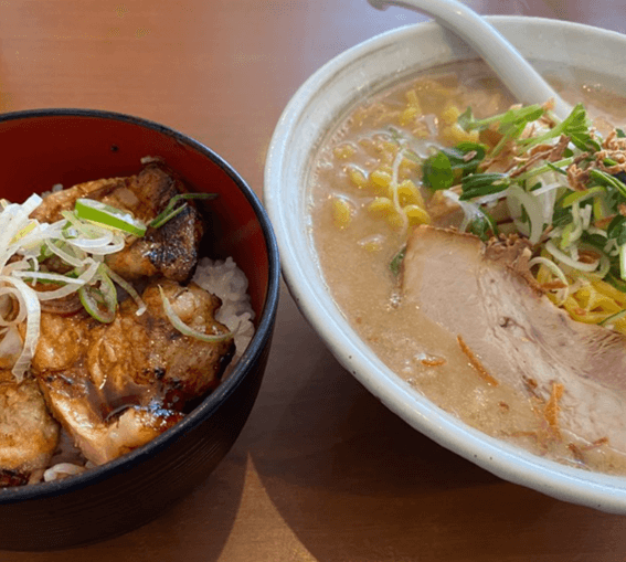 恵庭,豚丼,おすすめ,特徴,口コミ,評判,らーめん豚や恵庭店